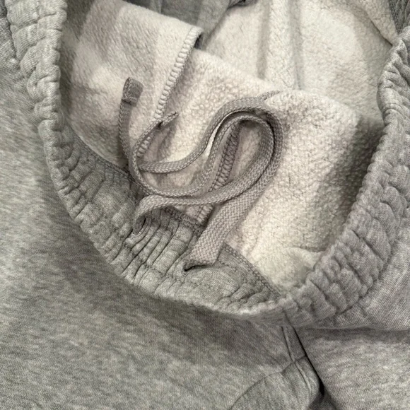 Nike Gray Sweatpants - Picture 5 of 6